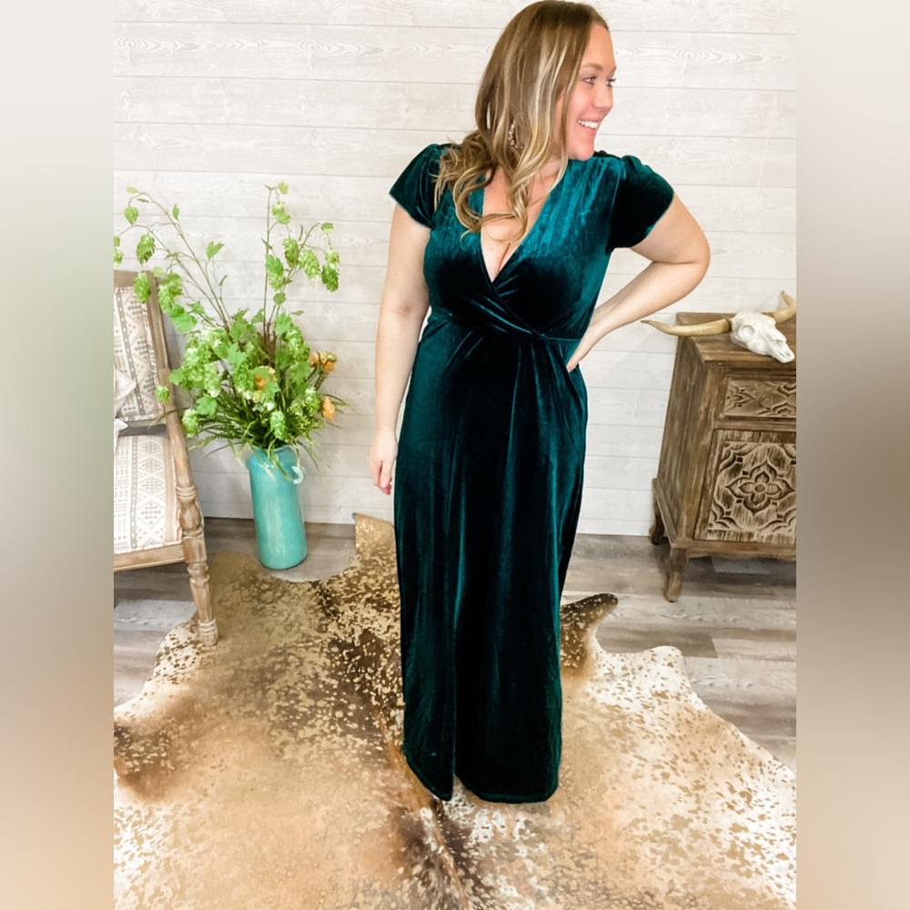 Plus Emerald Velvet Maxi Dress